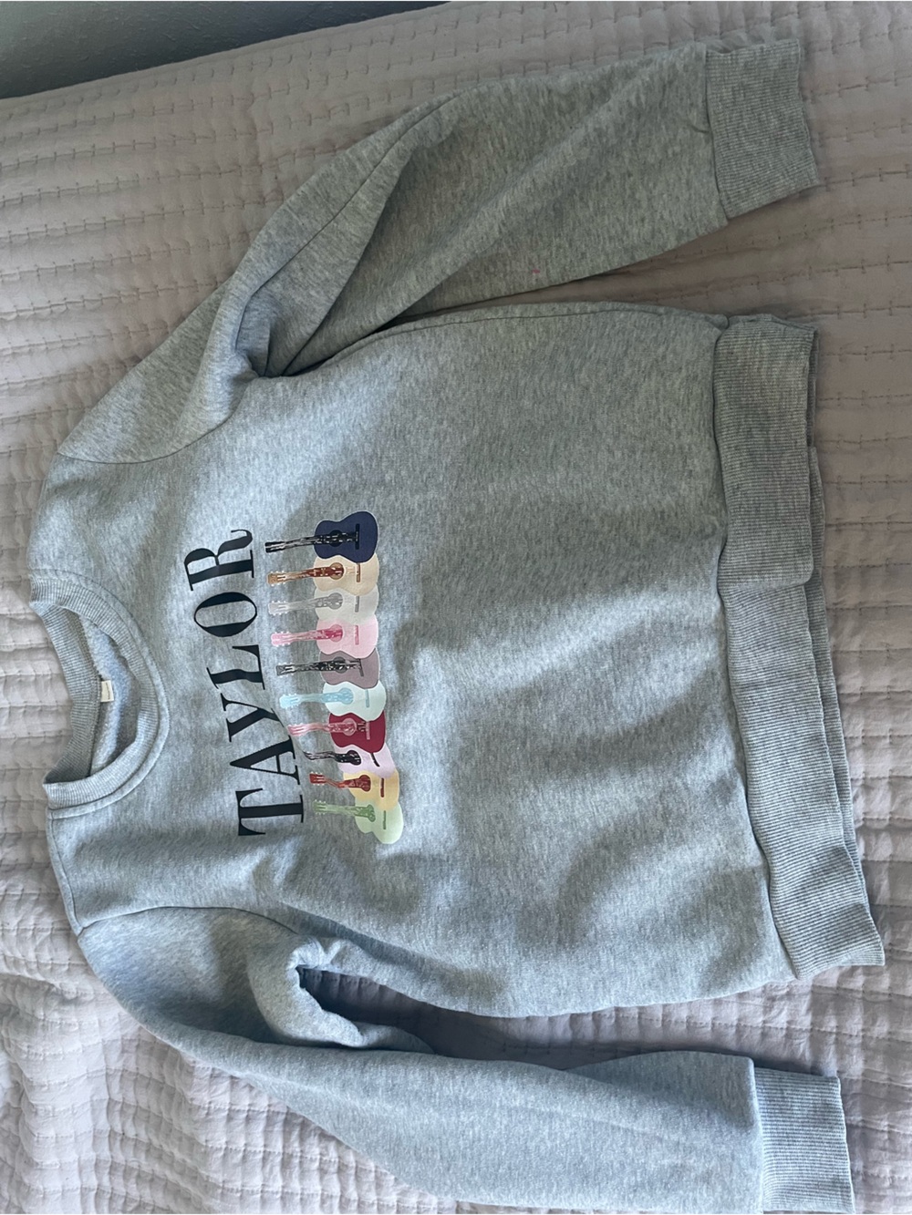 Taylor Swift Guitars Graphic Crewneck Sweatshirt | Gray | Kids XL (150/68)